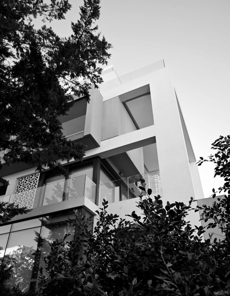 6. Ypsilantou_R Layer 113